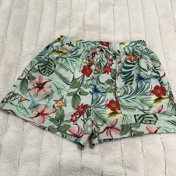 Floral Print Fake Drawstring Shorts- 8/10 - Picture 5 of 8
